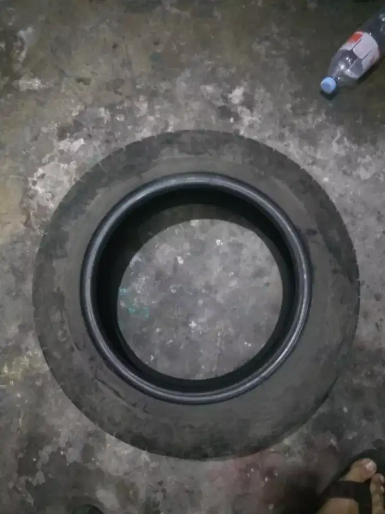 Ban Goodyear 14/175/65 bekas