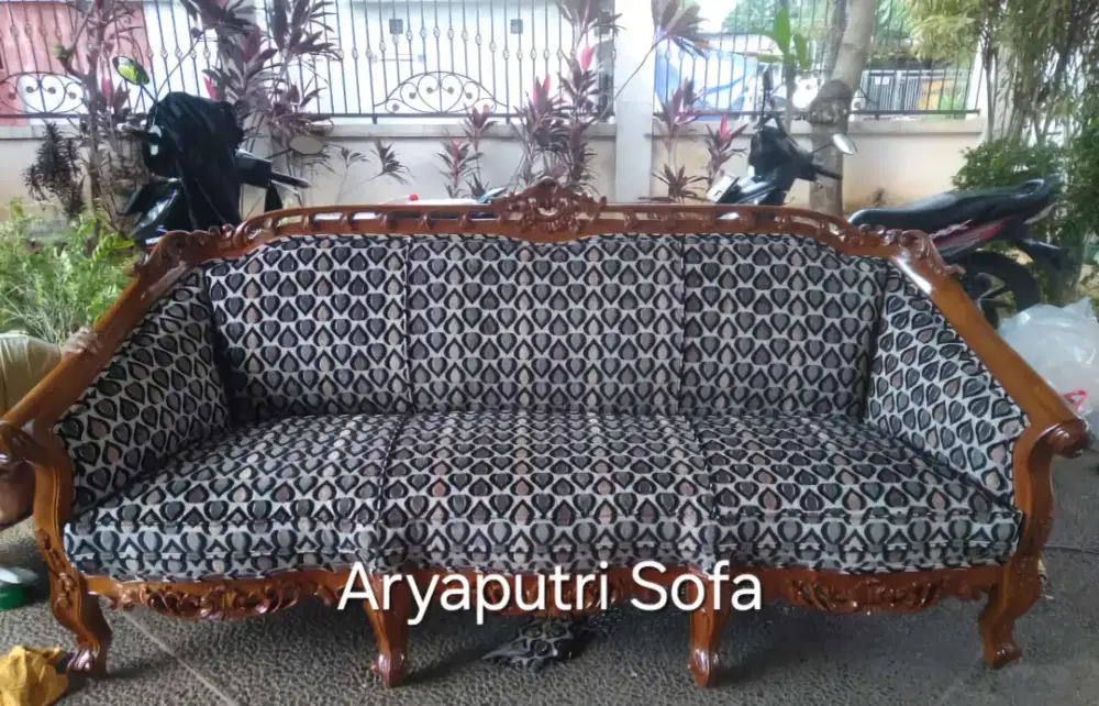 Service sofa / reparasi sofa dan kursi panggilan