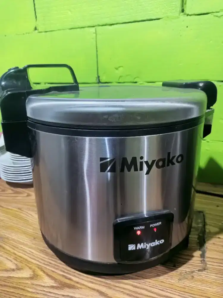 Magic Jar Pemanas Nasi 20 L