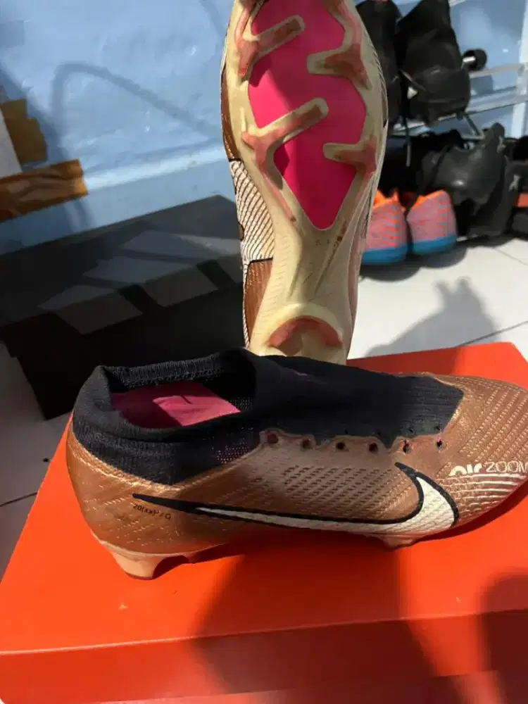 Sepatu Bola Nike Zoom Vapor 15 pro FG WC