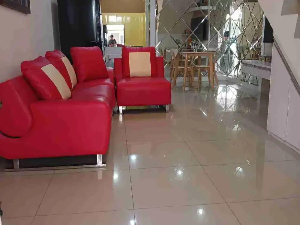 Dijual 
Rumah Green Lake City
GLC Cipondoh