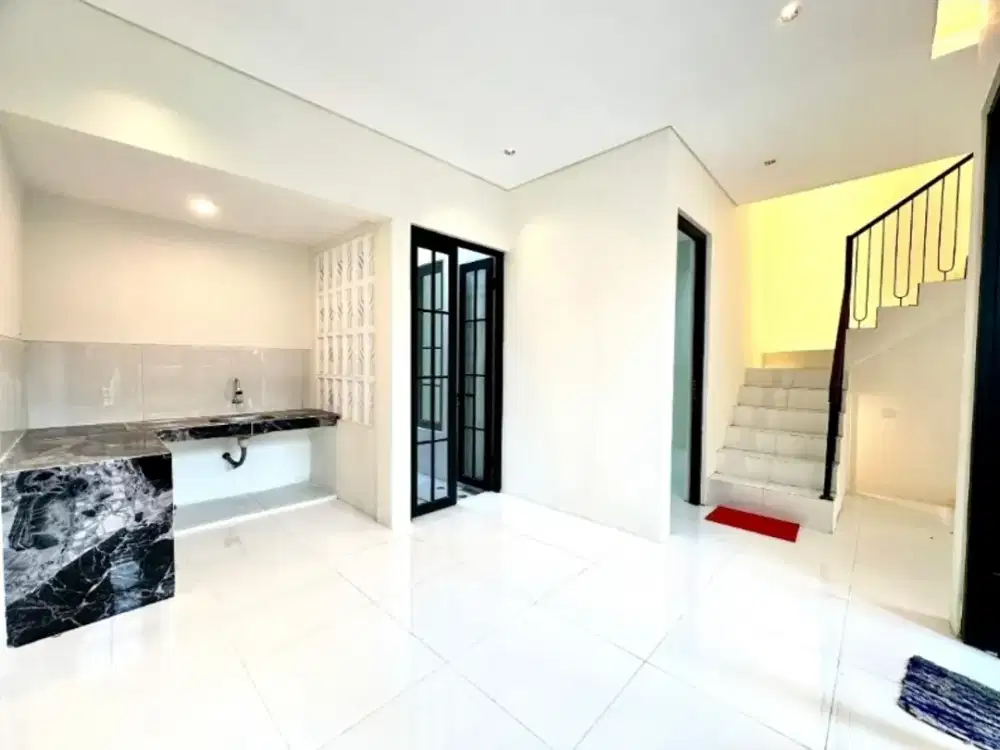 rumah mewah siap huni di tasikmadu dekat kampus dan jalan tol