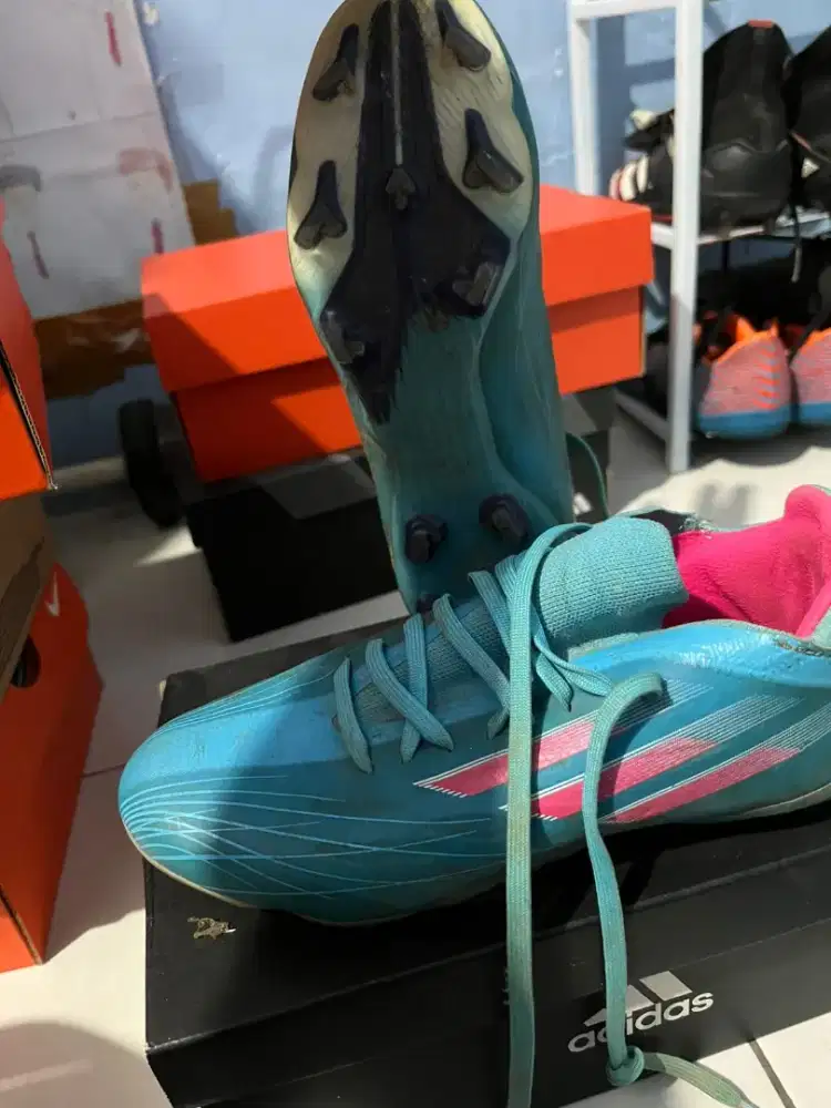 Sepatu Bola Adidas X Speed Flow