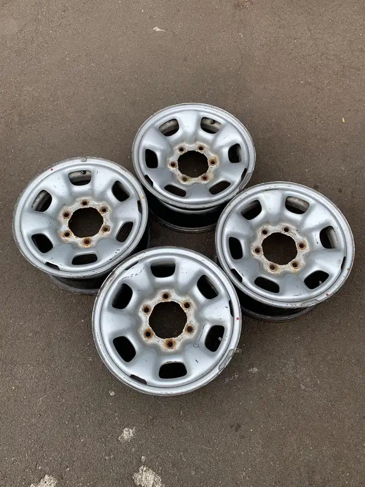 Velg Kaleng Hilux R15 PNP Fortuner Land Cruiser