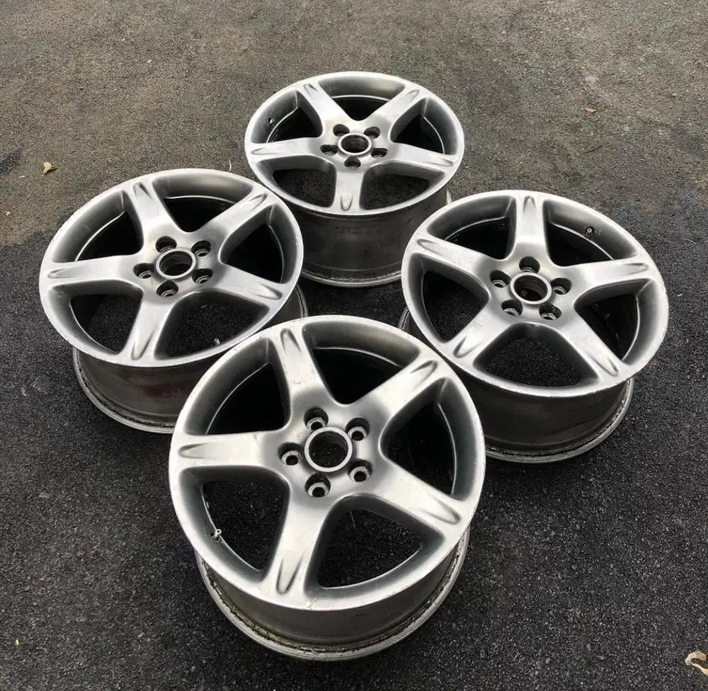 Velg Oem Toyota Aristo R17 Lexus GS300/Alteza/InnovaRebornCamryAlphard