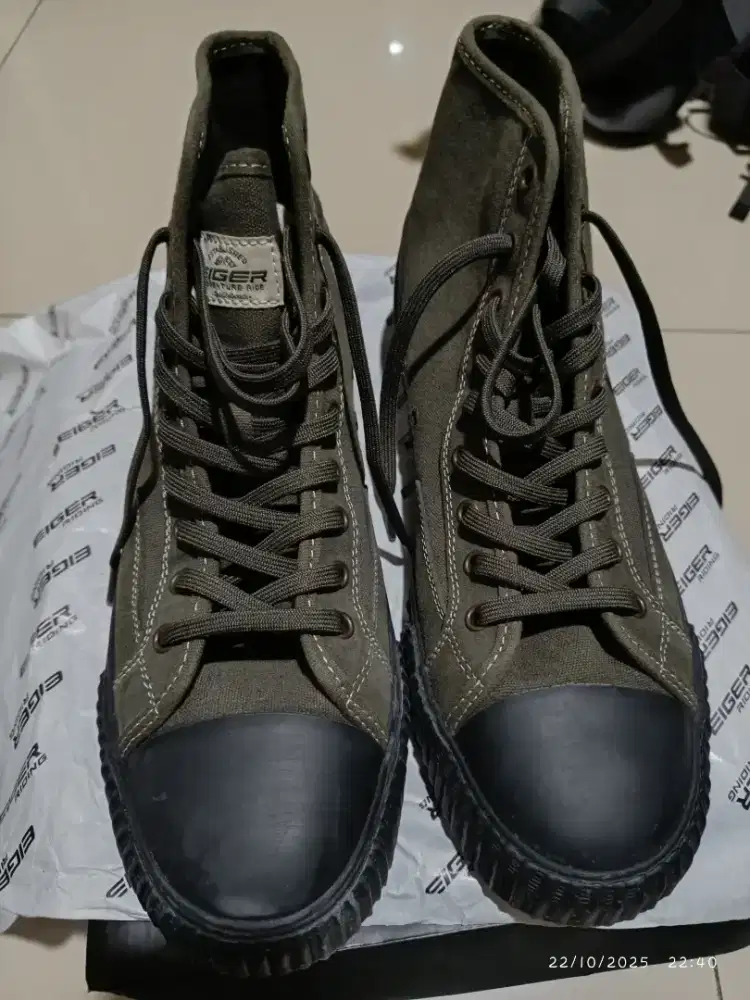 EIGER BALDR Riding Olive