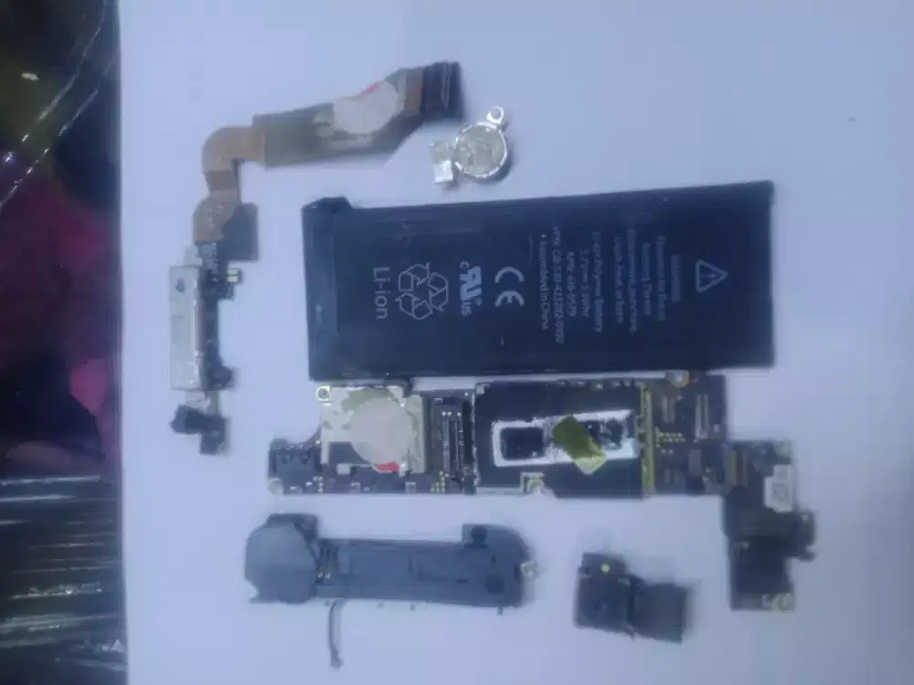 Mesin Iphone 4S 16 gb