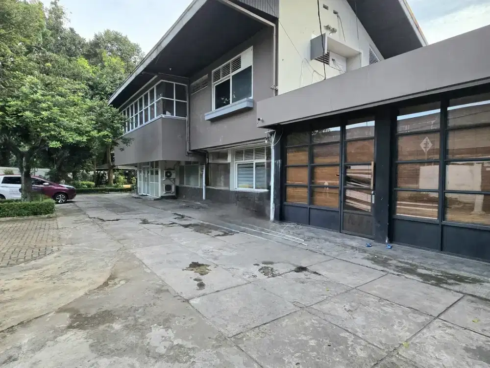 Gedung Di Kebayoran Baru Blok M Area