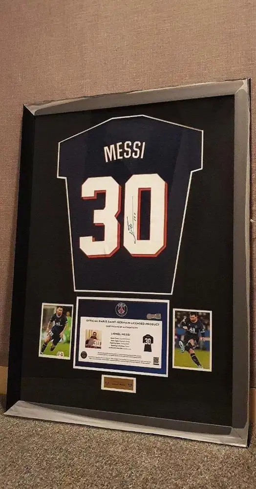 Messi signed Jersey coa