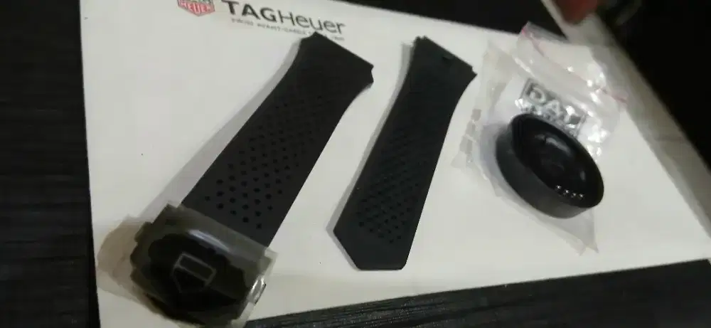 Rubber Strap Tag Heuer Connected Calibre E3 Porsche Edition + Charger