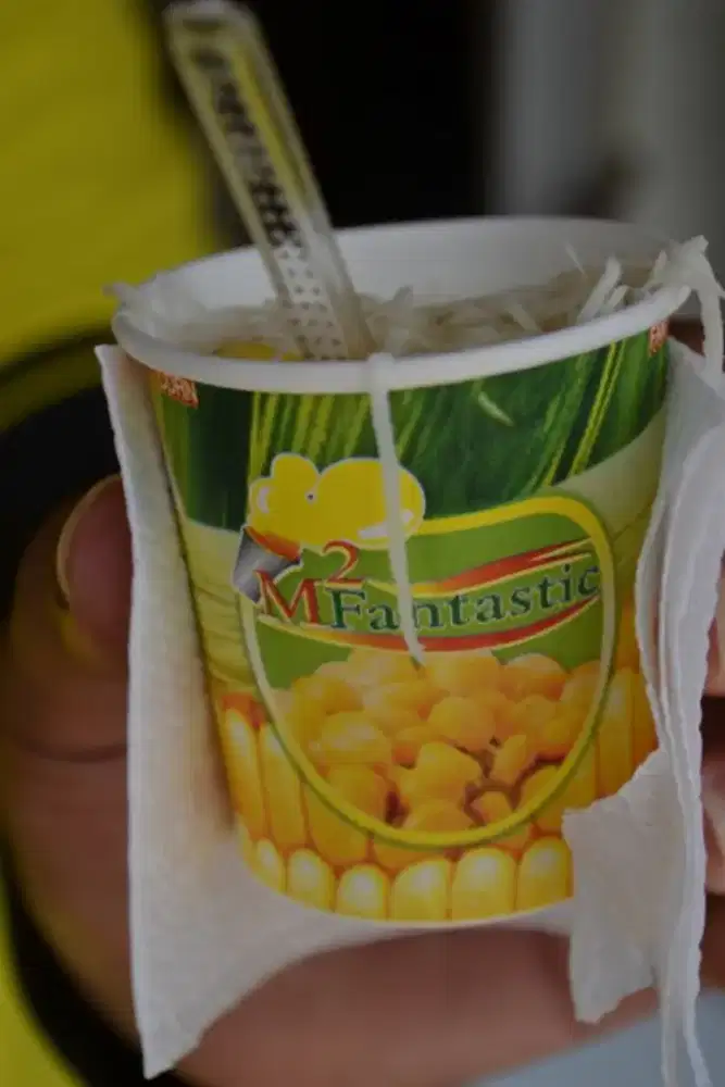 Jualan Jasuke Menggunakan Gerobak Dorong