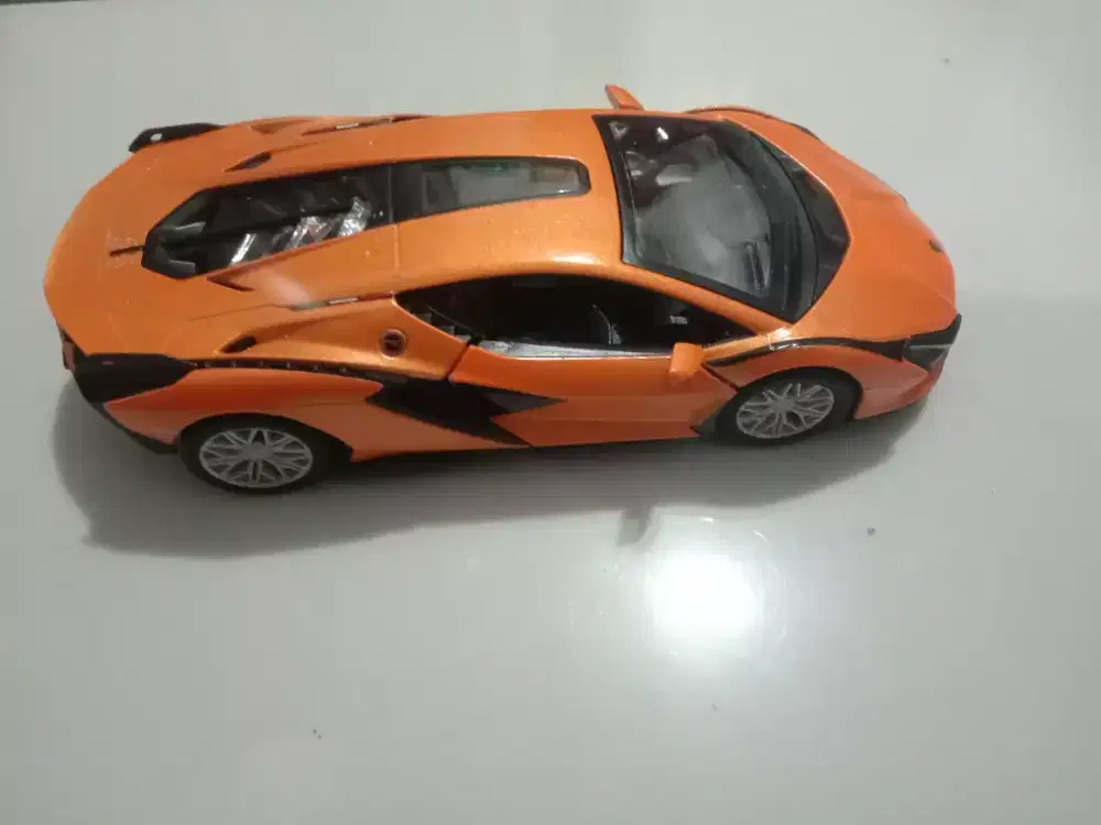 Mainan Diecast Mobil Sport Lamborghini Sian
