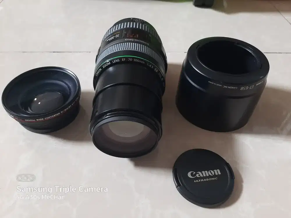 Canon zoom lens EF 70-300mm