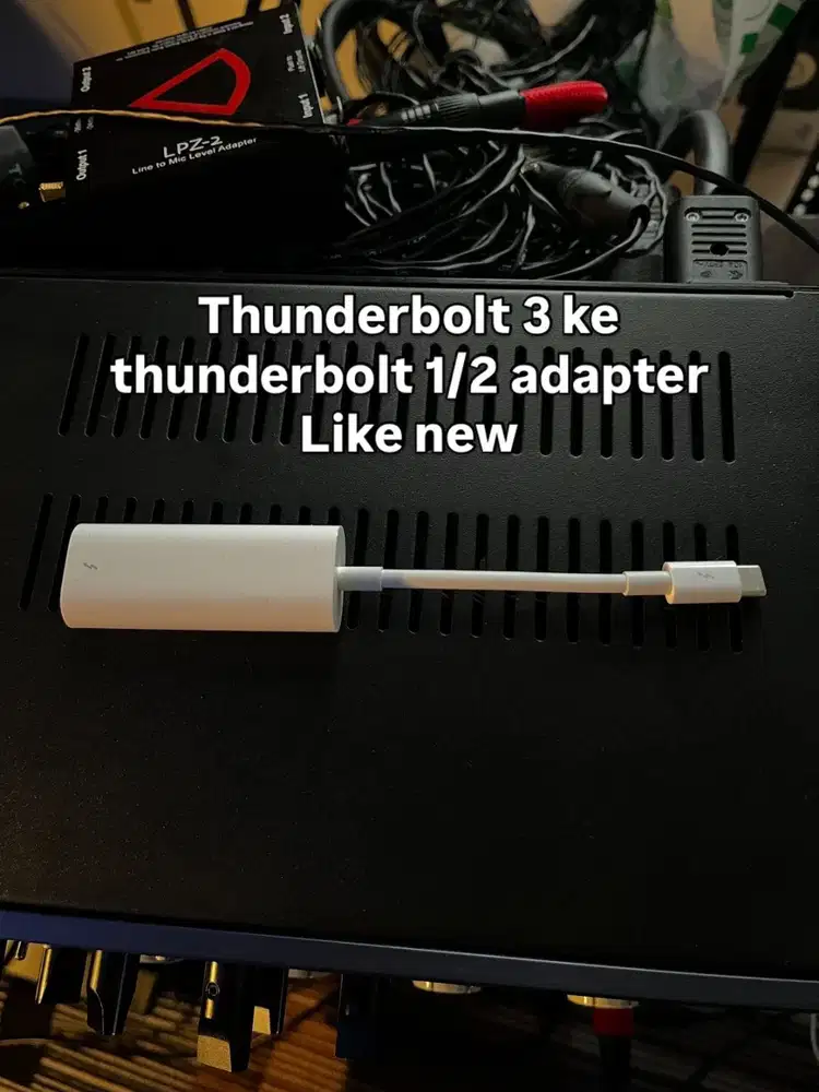thunderbolt 3 to thunderbolt 1 2 adapter
