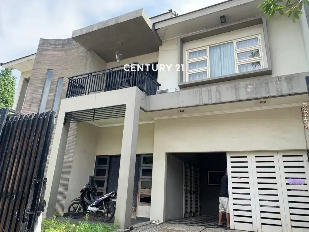 Dijual Rumah Siap Huni 2 Lantai Di Dalam Cluster