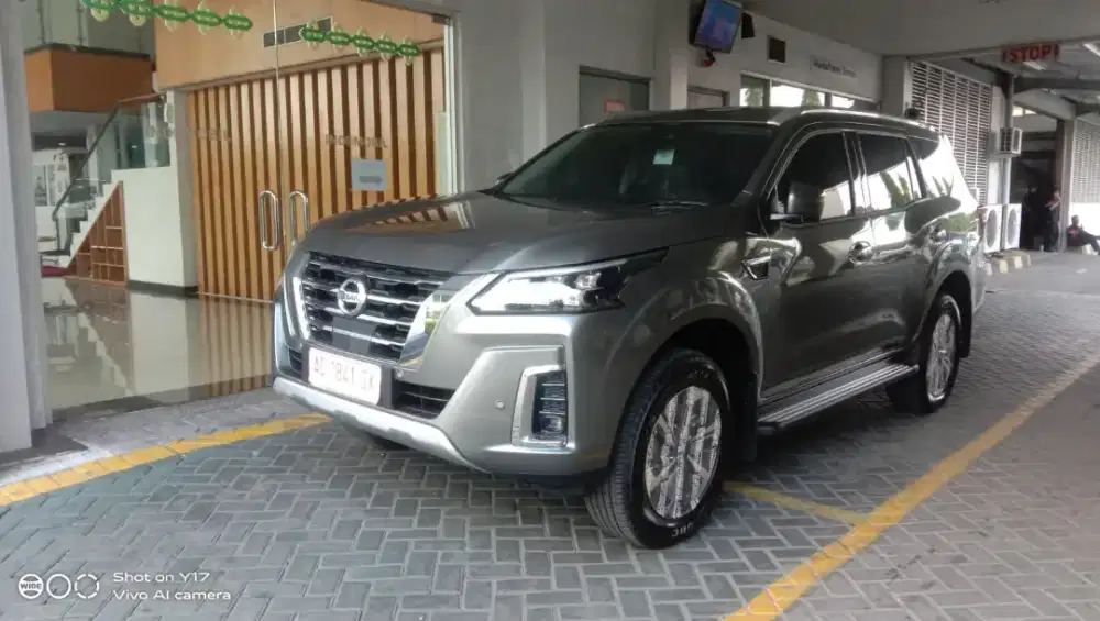 Nissan Terra VL 4x4 AT