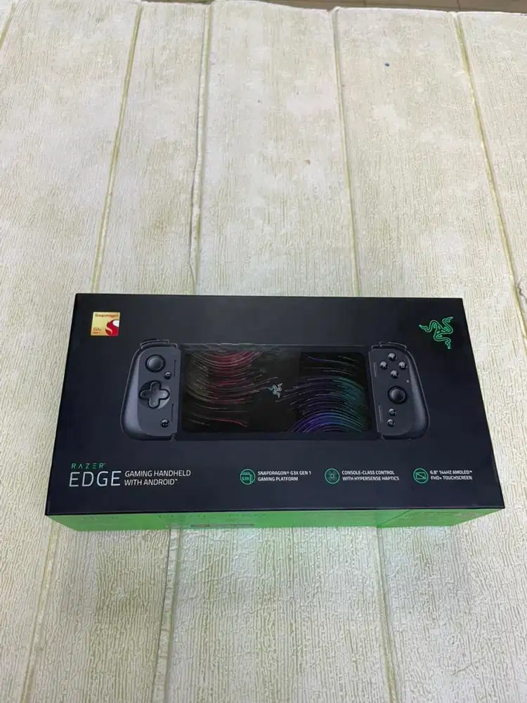 RAZER EDGE KISHI V2 Pro GAMING HANDHELD Android Snapdragon G3x Baru