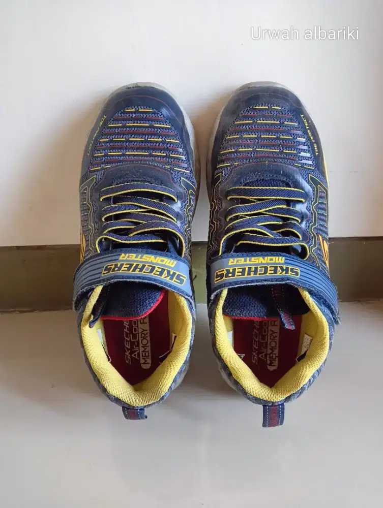 Sepatu Skechers bekas ORI