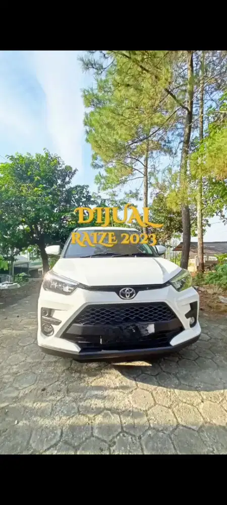 Jual mobil raize second tahun baru