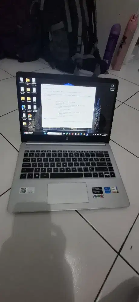 HP 14s intel core i5 windows 11 ROM 8GB RAM 512