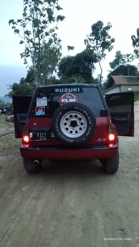 Suzuki Escudo 1996 Bensin