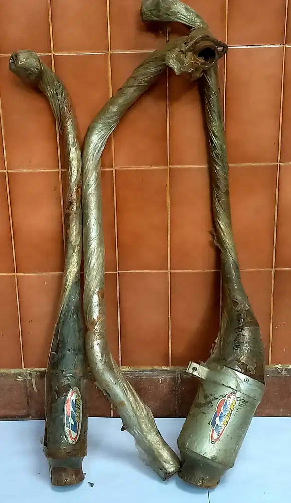 Knalpot  motor Supra