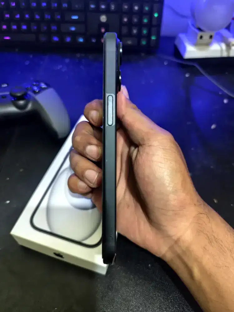 Iphone 15 Resmi Mulus BH 100