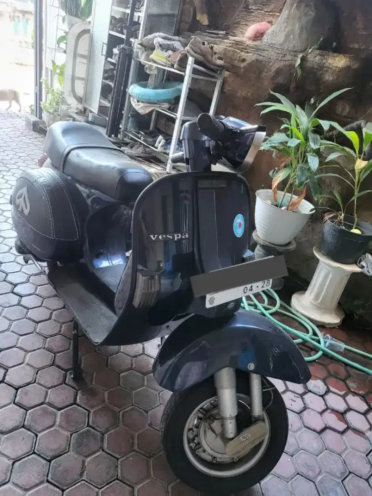 Vespa PX 150 Exclusive 2 Tahun 2003