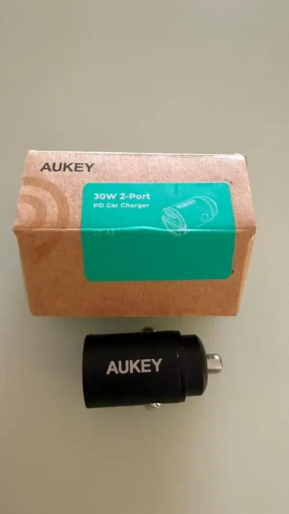 AUKEY Car Charger 30W Multi Port PD 3.0 QC 3.0 CC-A3
