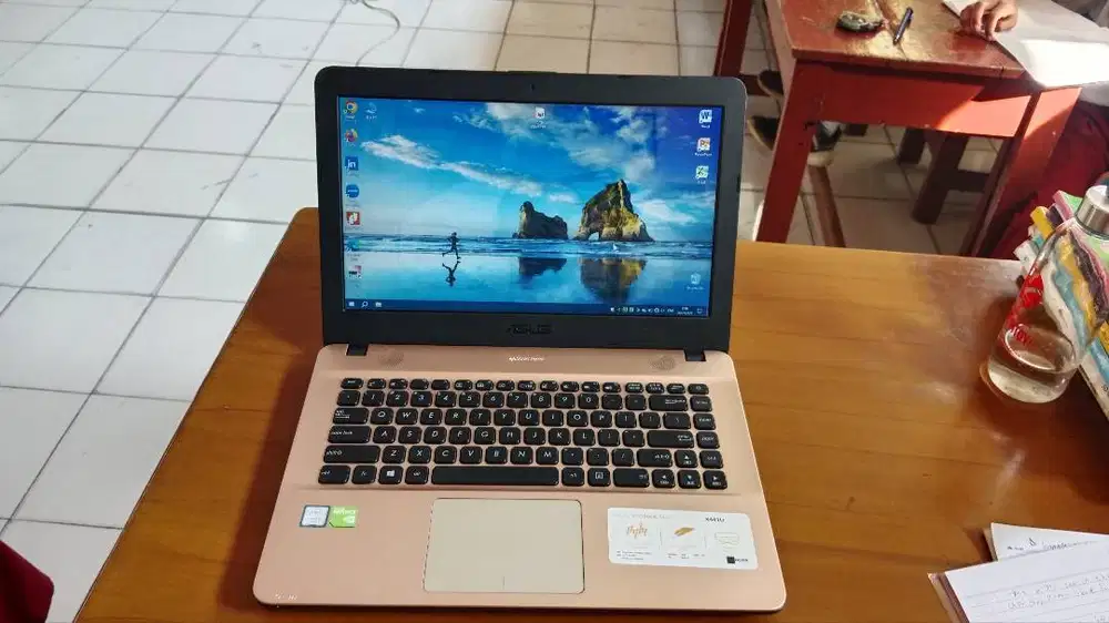 Laptop ASUS ️ RAM 4 GIGA ️ Storage 500 GIGA  ️ AutoCad ️ Sketch Up ️