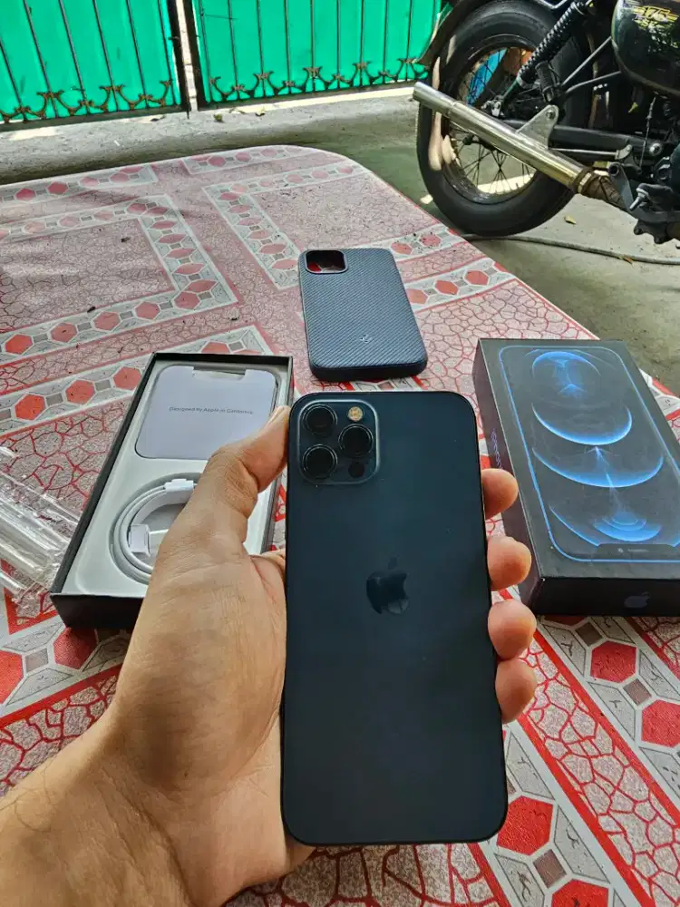 Iphone 12 Pro 256gb inter Sinyal On all operator