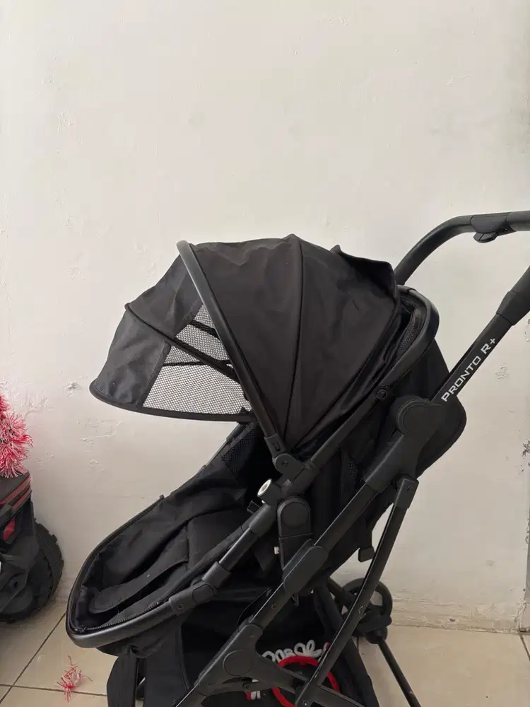 BABYDOES STROLLER