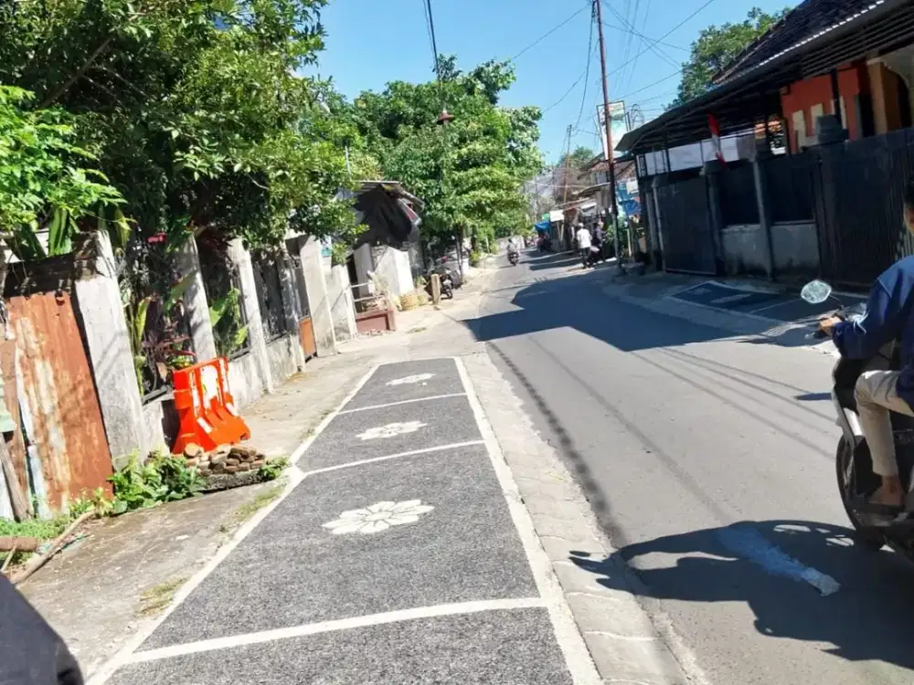 Tanah pinggir jalan hotmix dekat same hotel Rembiga