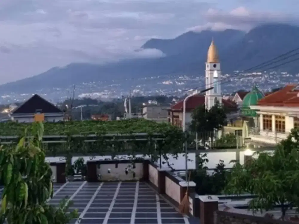 VILLA KEBUN BUAH  KOTA BATU