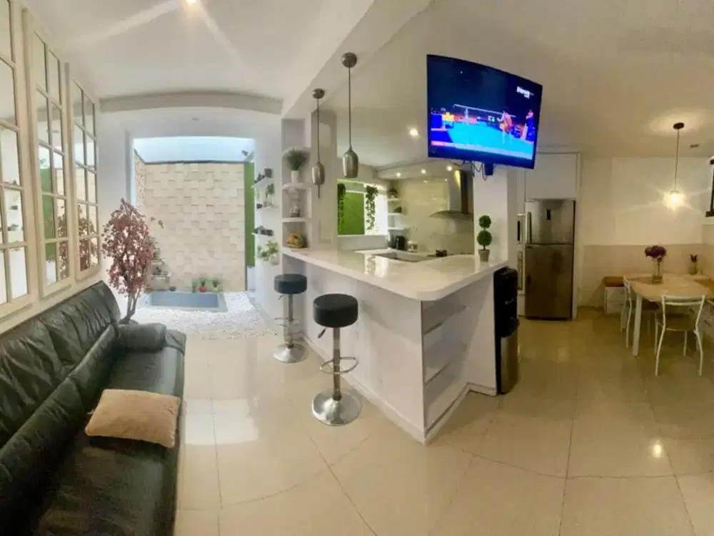 TURUN HARGA  rumah bagus sangat strategis di komplek cikutra baru bandung