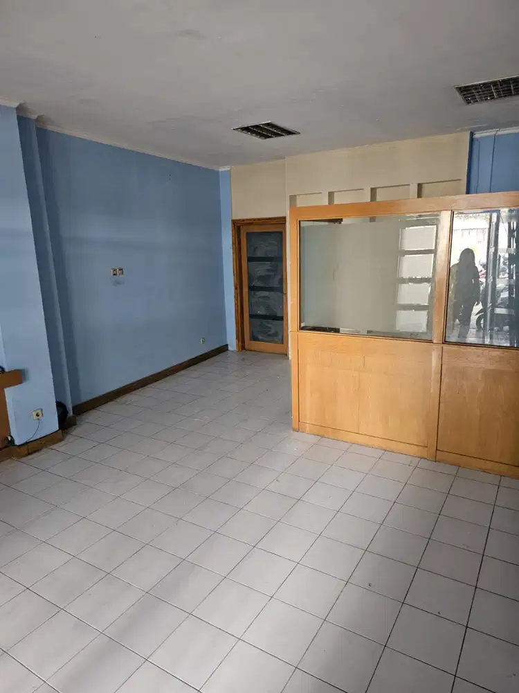 Dijual Ruko di Taman Kopo Indah, Milik Sendiri, untuk Usaha/Kantor