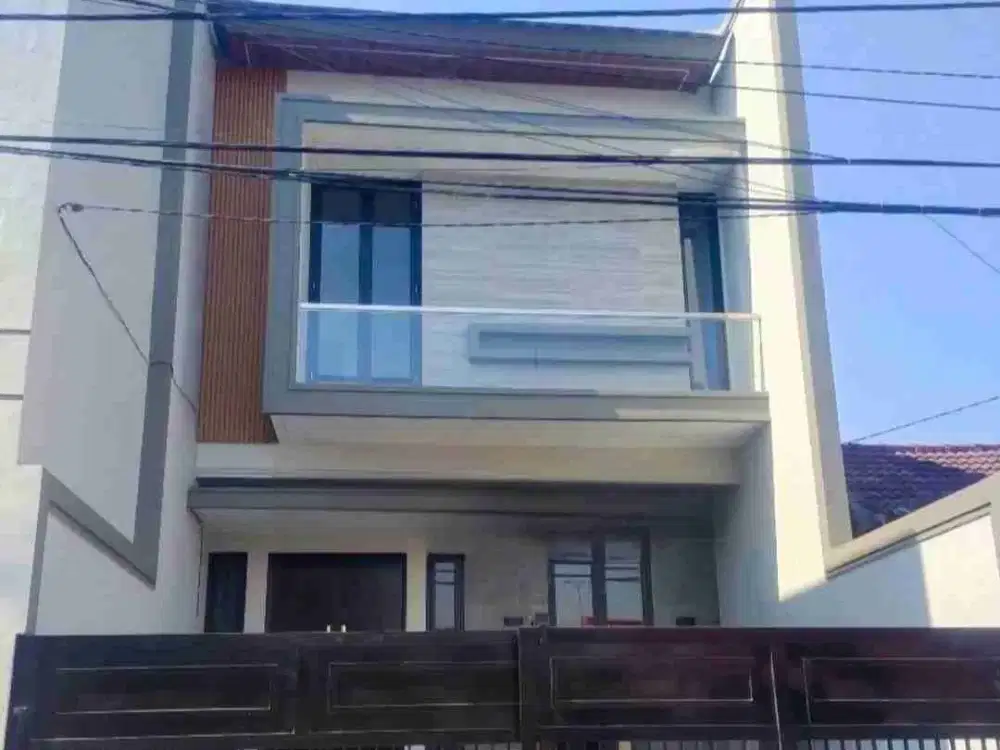 Nginden Intan Timur rumah baru 2 lantai minimalis dekat UBAYA, RS Premier Row jalan lebar