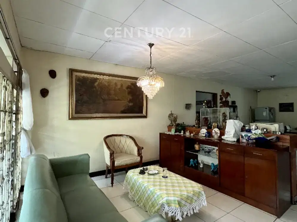 Rumah Tua Lebar 15 Dalam Komplek Nyaman Dan Aman Di Pulomas S9130