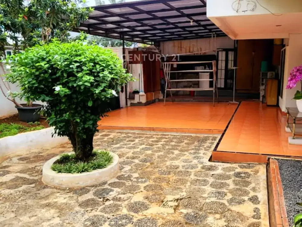 Rumah Tinggal Posisi Hook Di Pulomas S8331