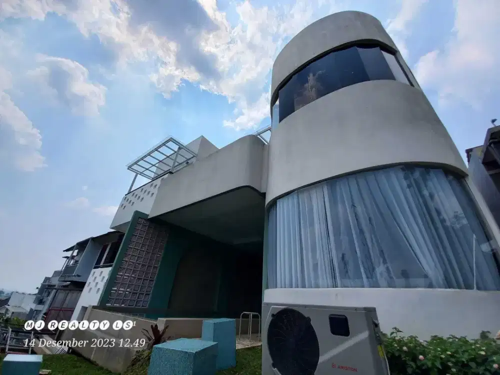 Dijual Rumah Modern Super Cozy+Kolam Renang d Resort Dago Pakar Bdg