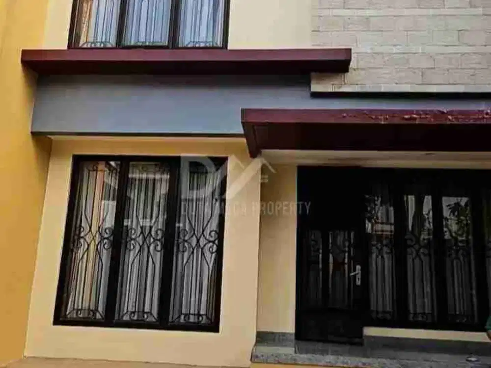Dijual Rumah Murah Siap Huni Strategis di Graha Raya Bintaro Ada Backyard