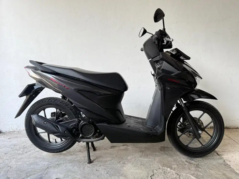 Honda Beat Deluxe Hitam CBS ISS 110 CC 2025