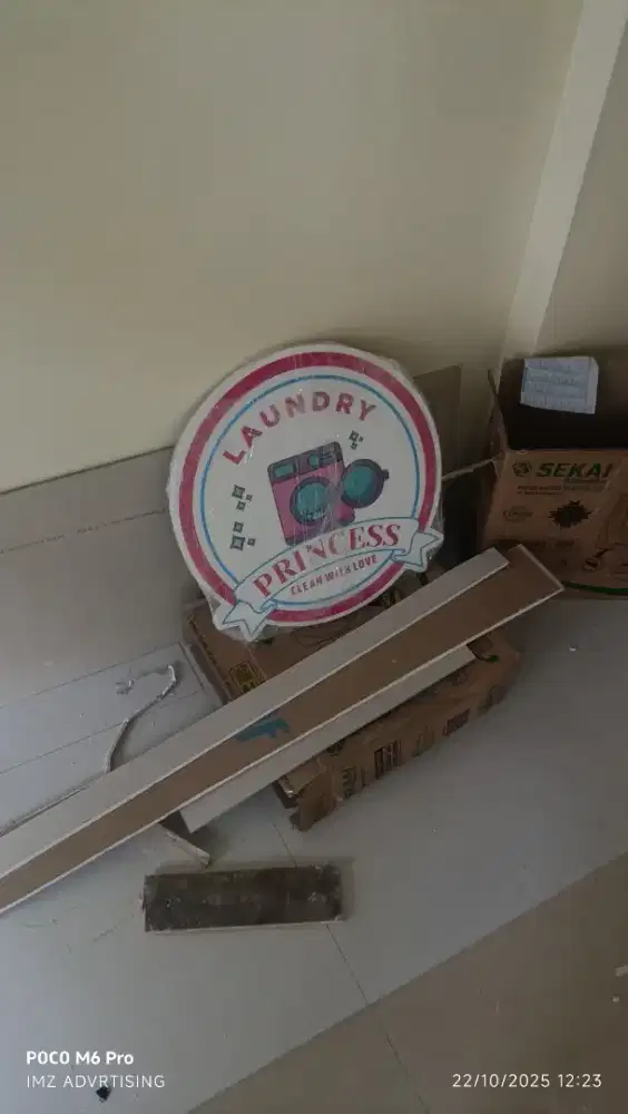 Papan nama plat galvanis