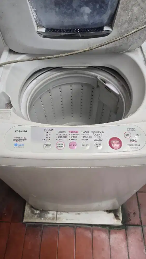 Mesin cuci toshiba