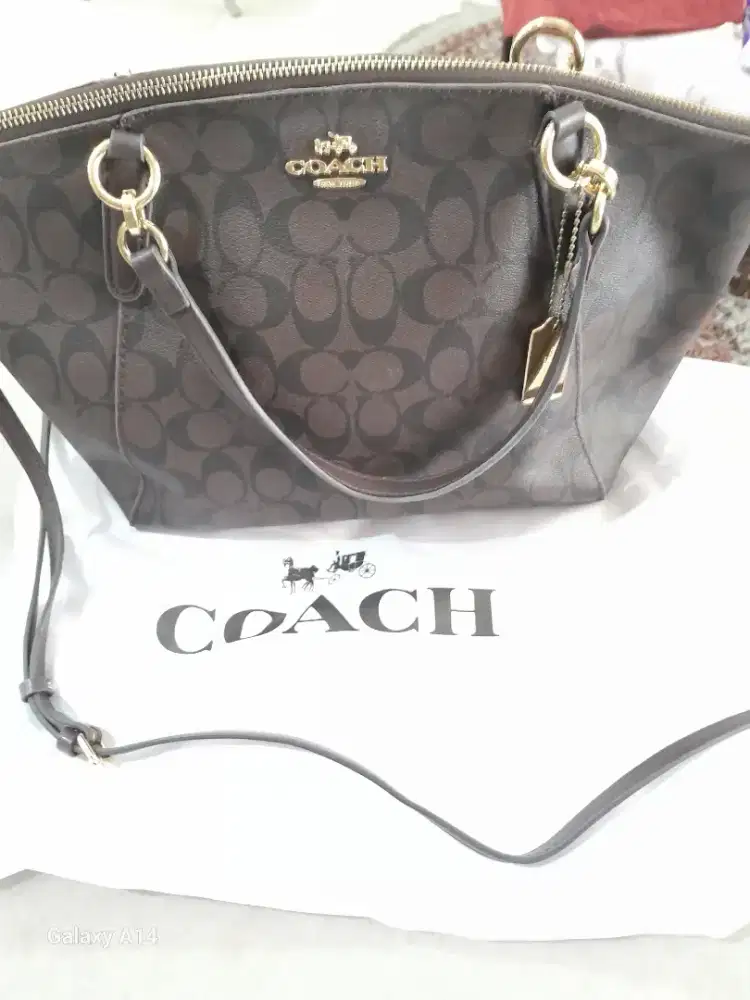 Tas coach seperti baru