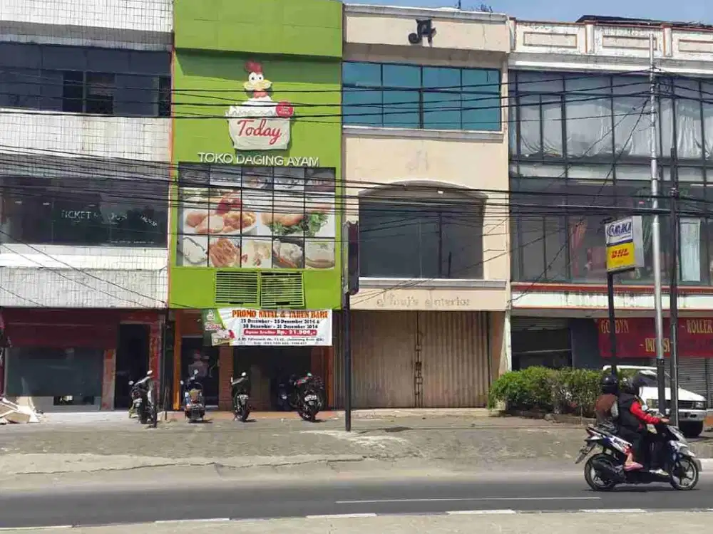sewa ruko siap pakai cocok kantor dekat MRT fatmawati raya Jaksel