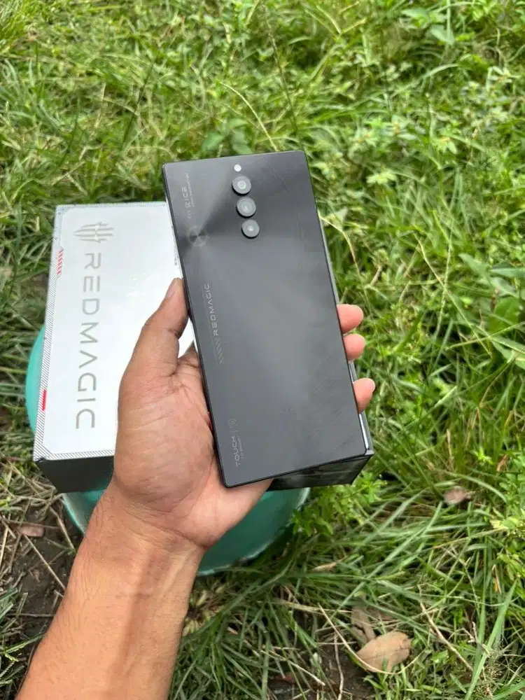 Nubia Redmagic 8s Pro 12/256Gb, 2Bulan pakai