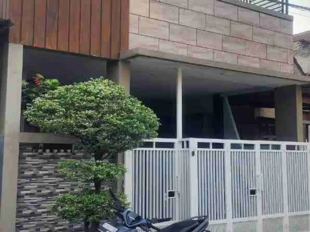 Dijual Rumah 2 Lantai di Cluster Akasia 3 Taman Royal Tangerang Kota