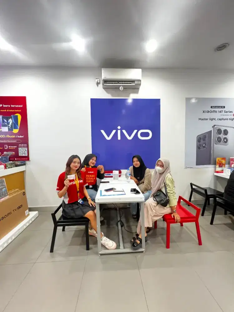 Oppo Reno 14F bisa kredit dan gratis kuota