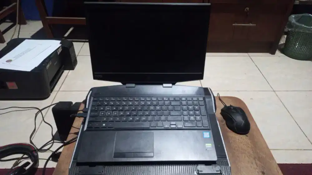 Laptop Gaming HP Omen Pemakaian Tangan Pertama